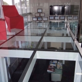 loja que vende piso de vidro laminado varanda Vila Nova